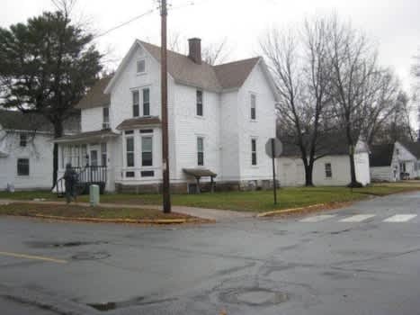 320 13th Avenue House property