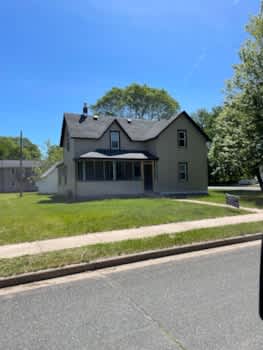 1920 3rd St E property