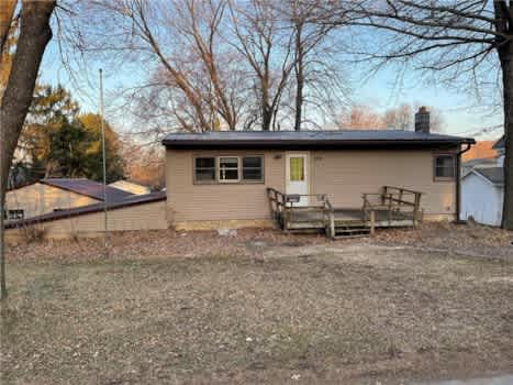 309 3rd St W property