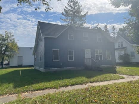 1402 8th Street property