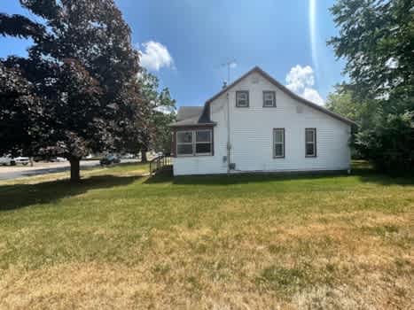 1107 2nd Street property