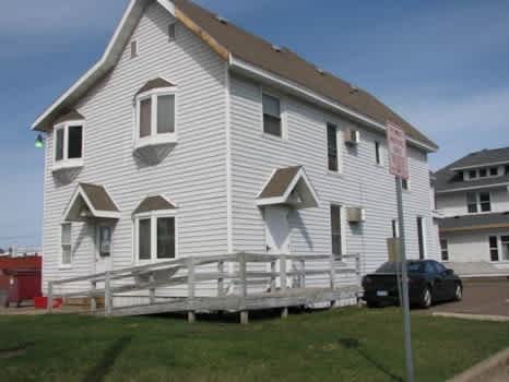 421 Wilson Ave. House property