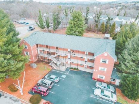 Stone Ridge Apartments- Convenient Location property