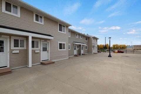 600 Block Townhouse - Thickwood - Unfurnished - April 1, 2025 property