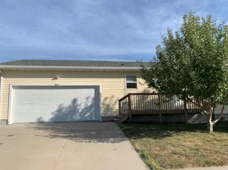 211 W 32nd property