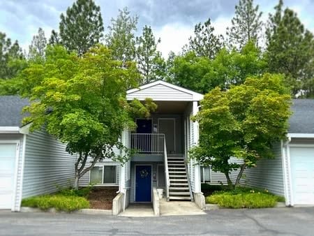 Regal Heights Apartments property