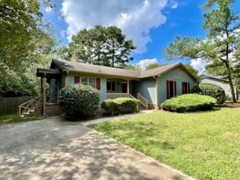 604 Merrie Road property