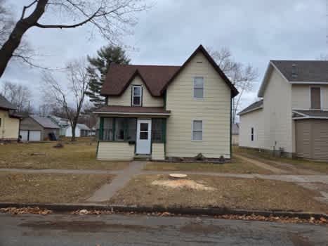 1314 7th St E property