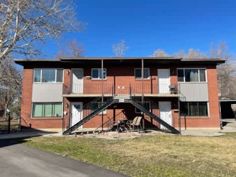 845 E. Fairmont - Get $200 off your 1st month's rent! property
