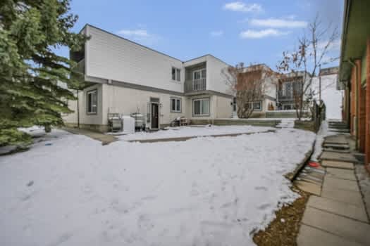 115 huntington park green NW property