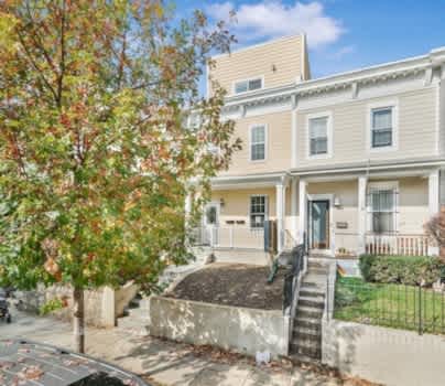 1236 I Street Northeast property
