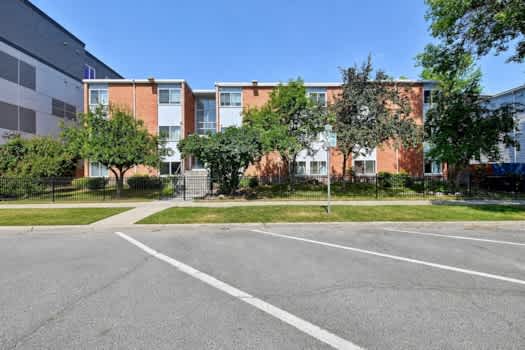 1114 16 ave sw property