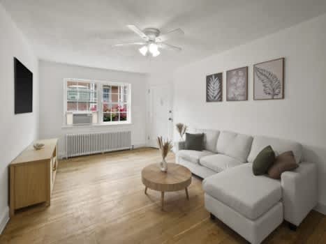 16 Danbury Street Southeast property