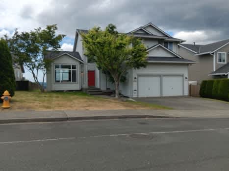4 bedroom 2.5 bath updated house, Marysville property