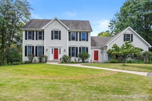 1905 Mont Rue Drive SE property