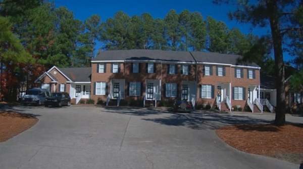 2302 Sutton Place NW property