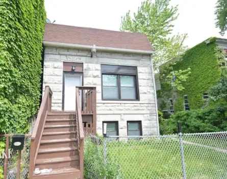 2307 S Trumbull Chicago, IL 60623 property