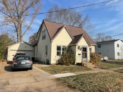 707 10th Ave property