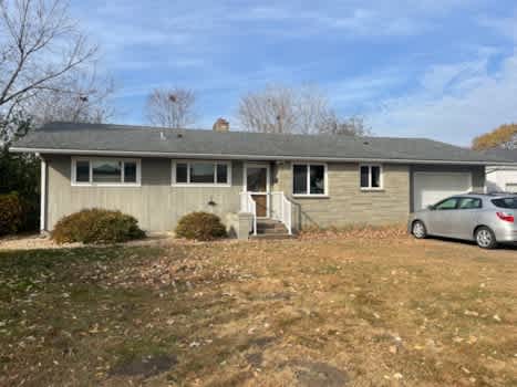 407 2nd St W property