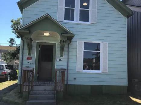 3012 Everett Ave - 6 MONTH RENTAL AGREEMENT ONLY property