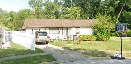 1004 Essex Drive property
