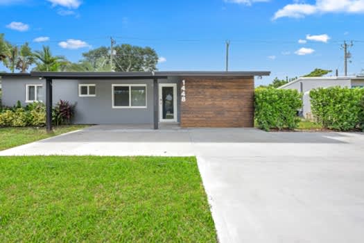 Reese Pompano 1448 property