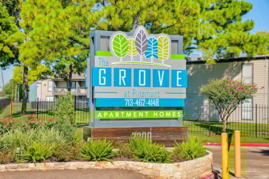 The Grove at Pinemont property