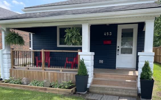 453 Grey St property