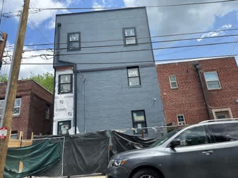 1861 Kendall Street Northeast property