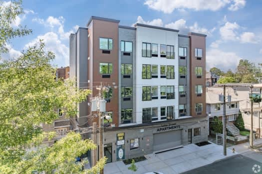 Lake Street Apartments property