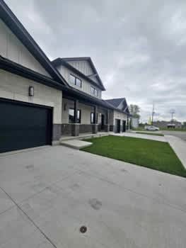 15-214 St. Clair Blvd property