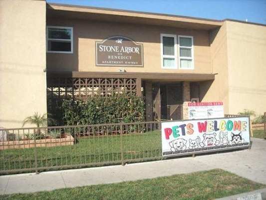 Stone Arbor Apartment Homes property