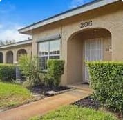 Available for Immediate Move In!  1 Bedroom Condo In Casselberry! 206 Diamond Cove, Unit 106 property