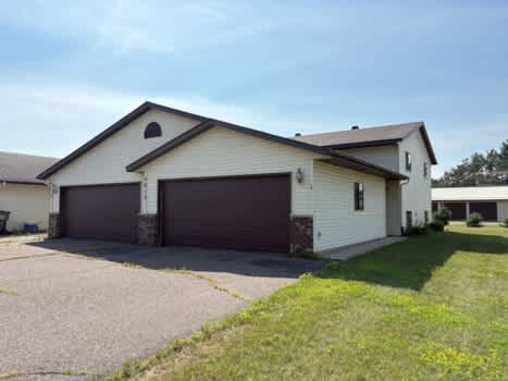 2813 Edgewood Drive property