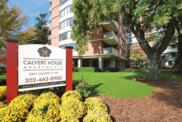Calvert House Apartments property