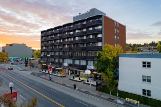 1235 17 Ave SW property