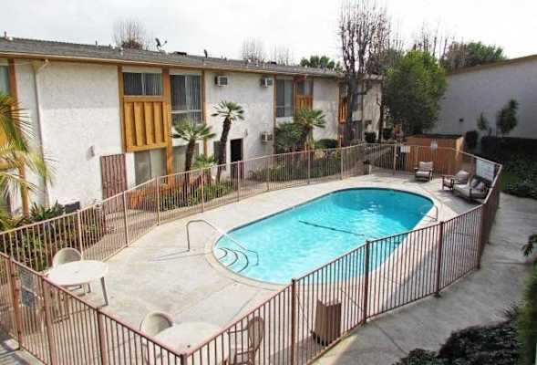 Crestwood Apartments property