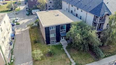 1611 36 Avenue Southwest property