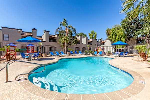 Stonybrook Apartments property