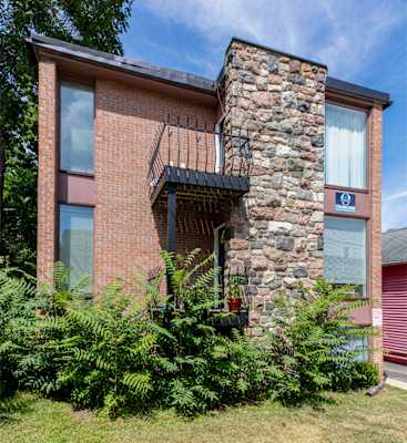 927 East Ann property