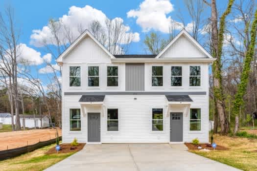 452 Dawn Circle property