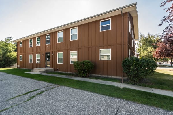 Claremont Apartments property