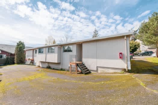 1019 Lenora Ct property