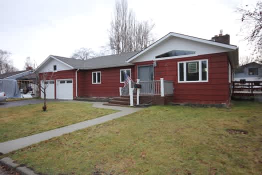 819 10th St property