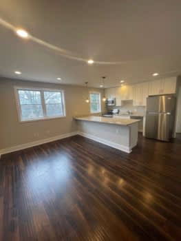 622 Eastern Ave NE property