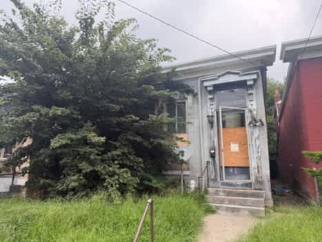 2617 Bank Street property