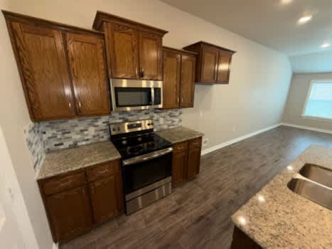 3215 Addison Way property