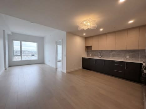 A/C - 2BR2BA1DEN Apartment at 8888 Osler Street Marpole property
