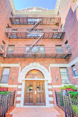 Lincoln Avenue Apartments property