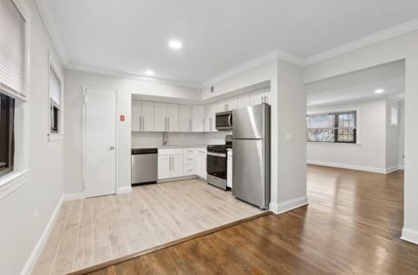 Metuchen Plaza property